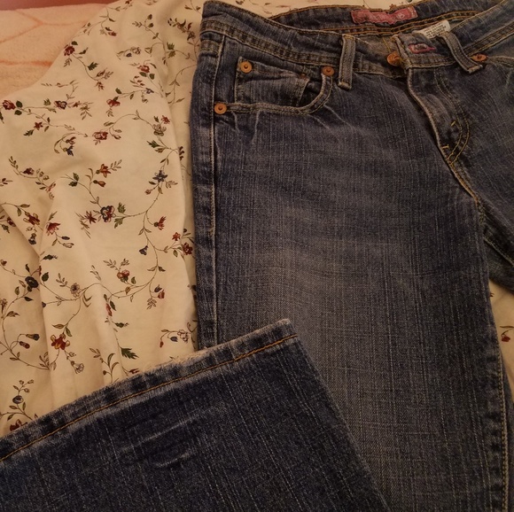 COPY - Vintage Levis 518's - Picture 8 of 8